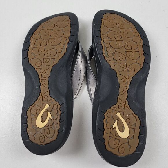 Olukai Metallic Silver Leather Flip Flop Thong Sandls Beach Comfort Womens 7.5 - Picture 10 of 11